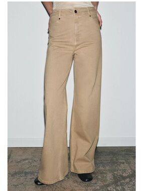 Zara High Waist Wide Leg Jeans size 8